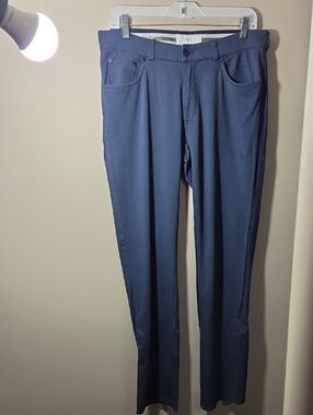 BRAX..Men's Navy Slim Stretch Dress Pants